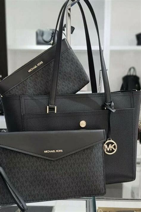 sac michael kors 3 en 1|Maisie Medium Pebbled Leather 3.